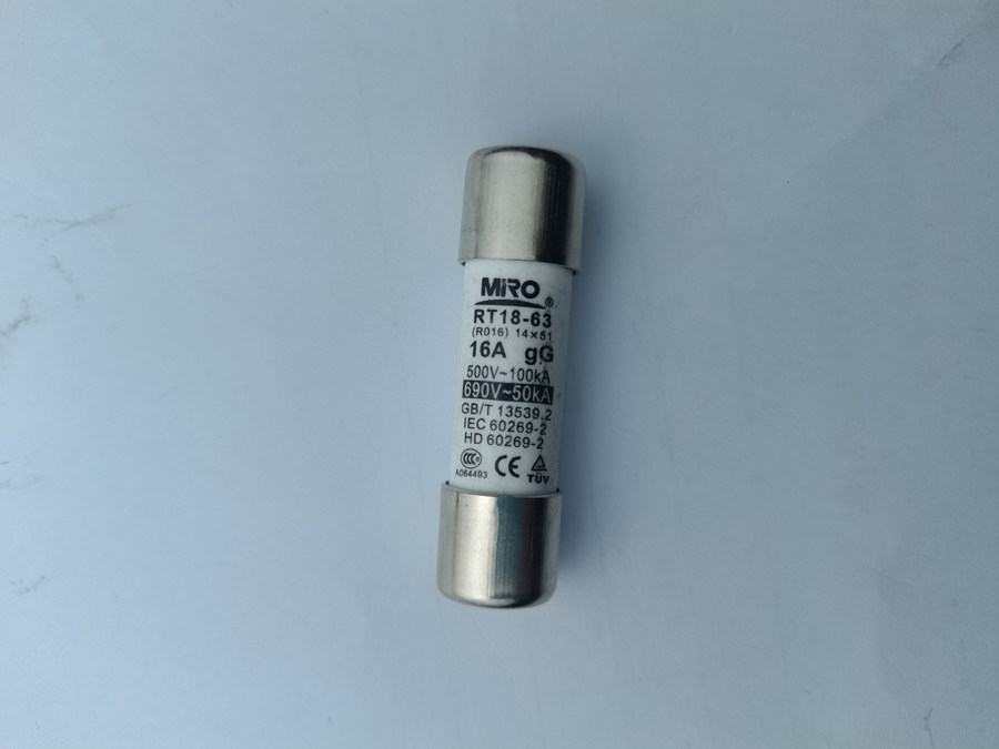 Mitsubishi MIRO Ceremic Fuse RT18-63 3A/5A/10A/16A